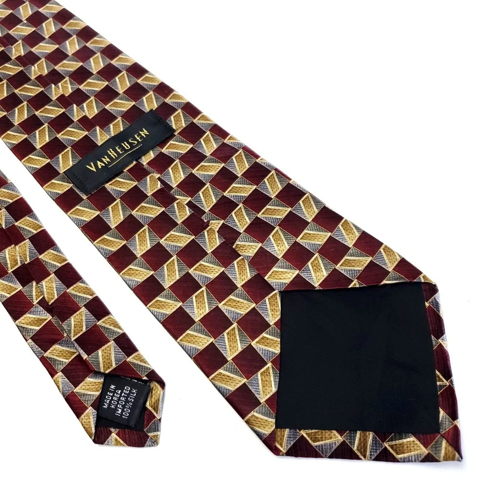 Van Heusen Red Tan Gray‎ Print Wide Geometric Silk Tie
